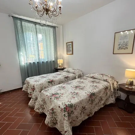 In - Maria Grazia